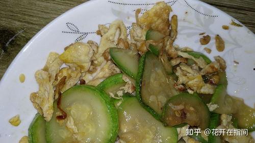 茭瓜能边吃饭边吃吗视频,轻松打造家常美食新体验